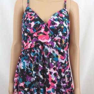 Aqua Green Brand Tankini Top / Women's Swimsuit Top NWOT Medium Size M